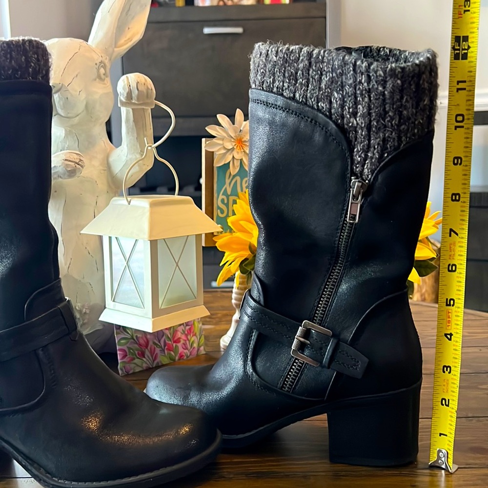 Baretraps Size 7M Black Boots
